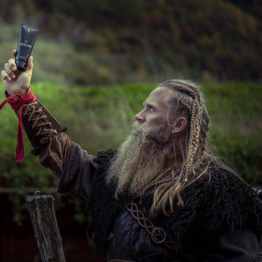 TheBeardStruggel Viking Mineralmaske Damit die Haut und der Bart sich weich und gepflegt anfühlt.
