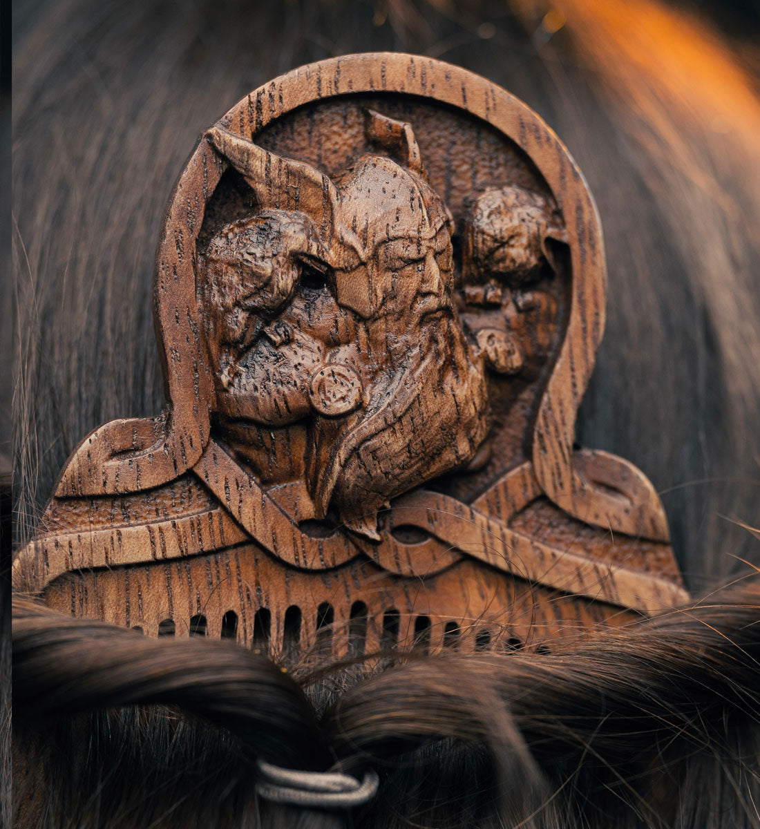 Haar- oder Bartkamm mit Odin Motiv