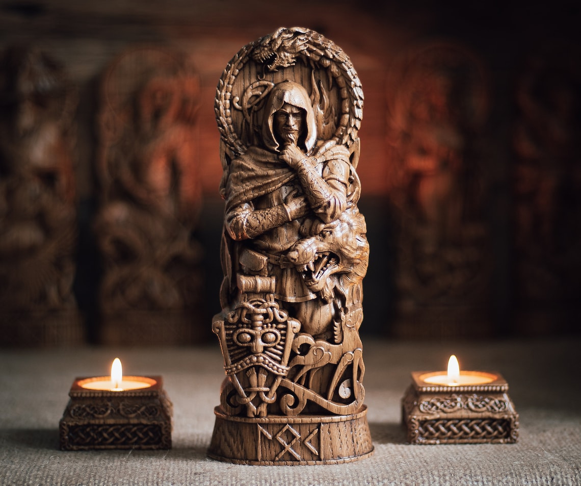 Holzstatue des nordischen Gottes "Loki" Holzstatue im Wikingerstil